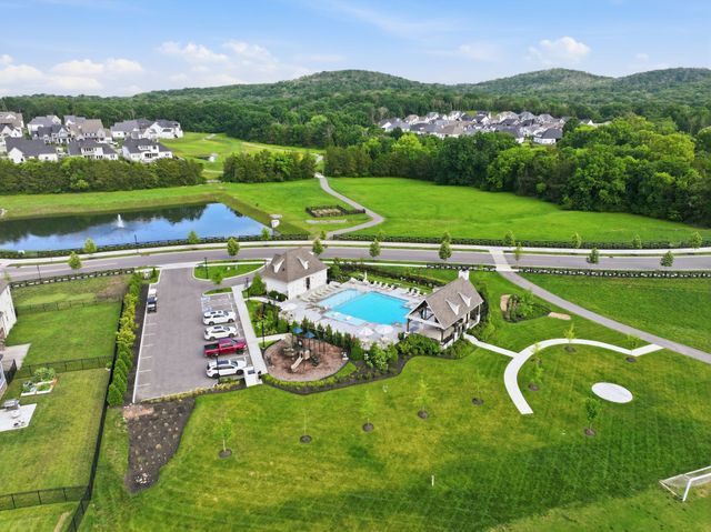 2186 Broadway St, Nolensville, TN 37135