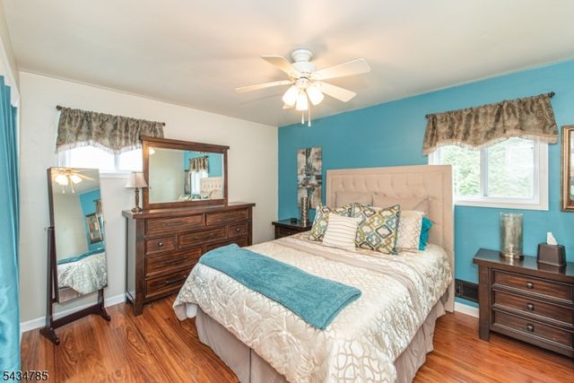 12 Brearly Cres, Mount Olive Twp., NJ 07836