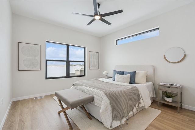 827 Indigo Drive, Palo, IA 52324