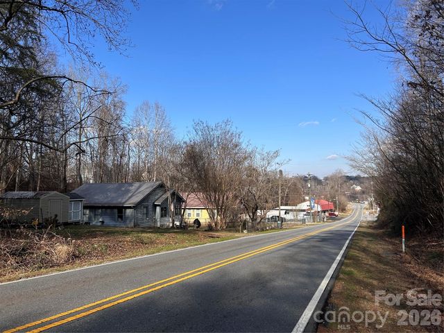 301 Burke Street, Hickory, NC 28601