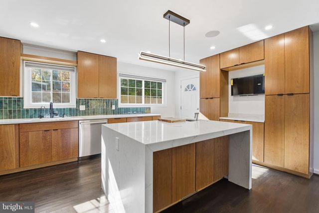 3700 EMILY ST, Kensington, MD 20895