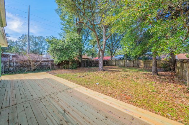 204 Mckinley Street, Niceville, FL 32578