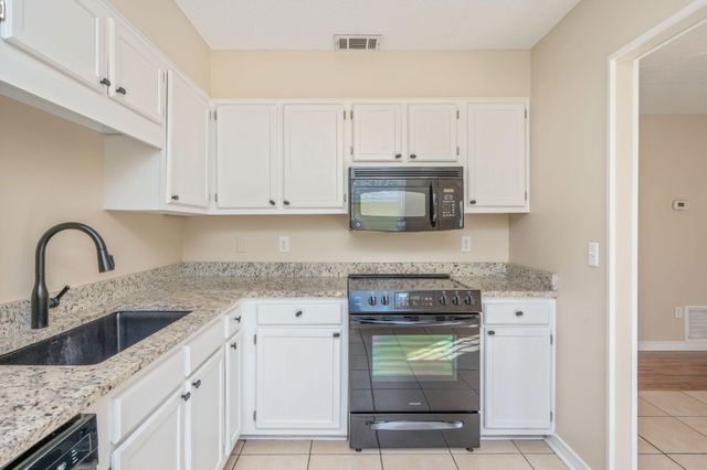 204 Mckinley Street, Niceville, FL 32578