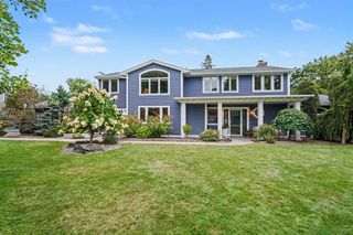 3131 Midland Drive, East Grand Rapids, MI 49506