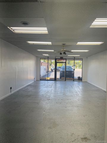 35974 Gratiot, Clinton Charter Township, MI 48035