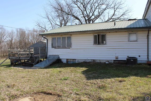 27314 S Indian Hills RD, Osage City, KS 66523