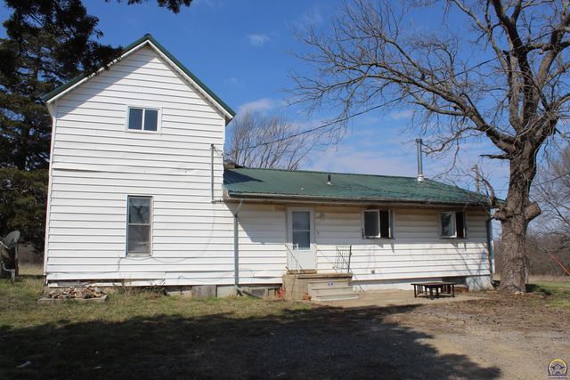 27314 S Indian Hills RD, Osage City, KS 66523