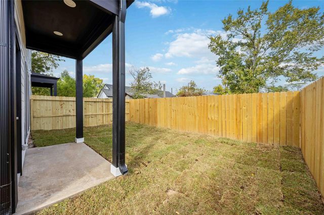 7815 Ethel Street A-B, Houston, TX 77028