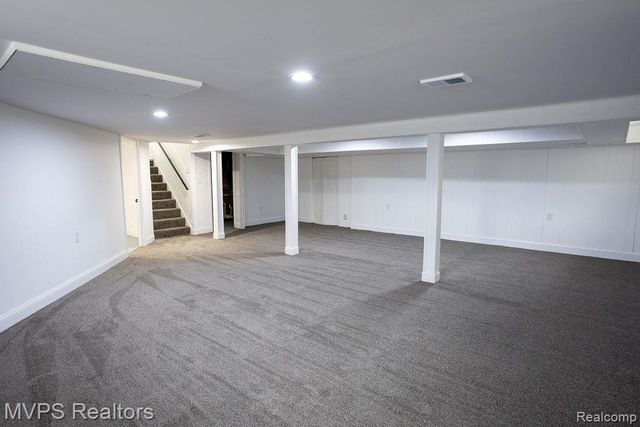 18062 Ash Avenue, Eastpointe, MI 48021