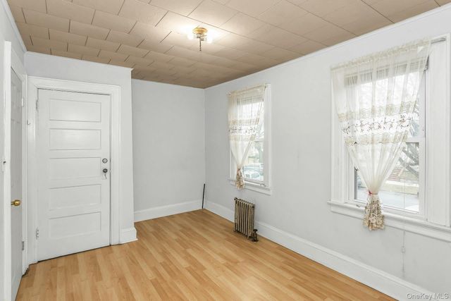 148-28 87th Avenue, Briarwood, NY 11435