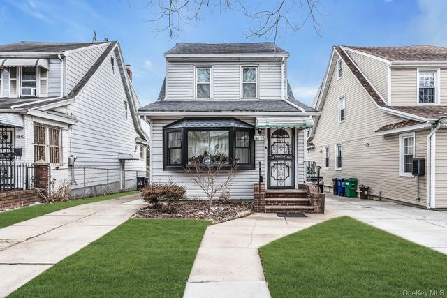 148-28 87th Avenue, Briarwood, NY 11435