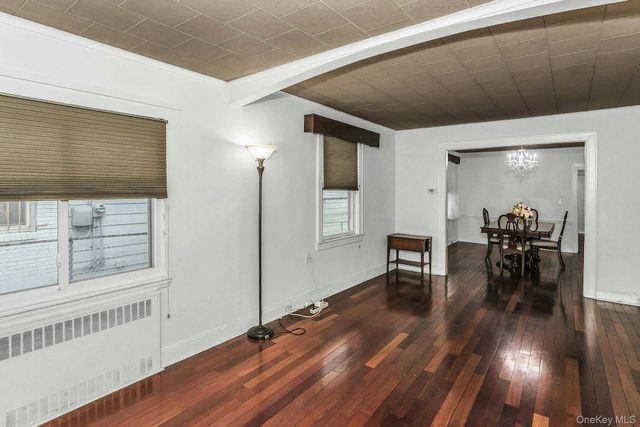 148-28 87th Avenue, Briarwood, NY 11435