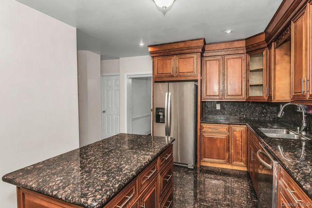 148-28 87th Avenue, Briarwood, NY 11435