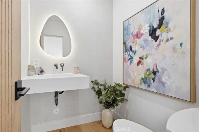 10345 Oso Avenue, Chatsworth, CA 91311