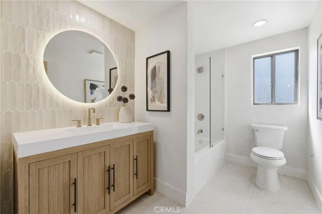 10345 Oso Avenue, Chatsworth, CA 91311