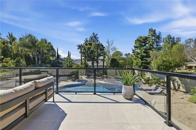 10345 Oso Avenue, Chatsworth, CA 91311