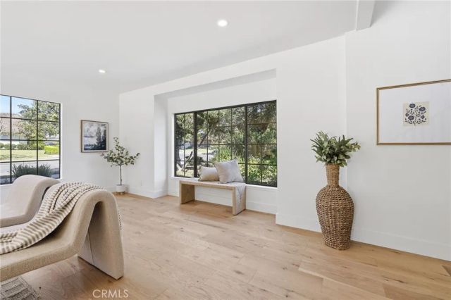 10345 Oso Avenue, Chatsworth, CA 91311