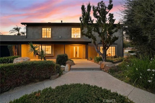 10345 Oso Avenue, Chatsworth, CA 91311