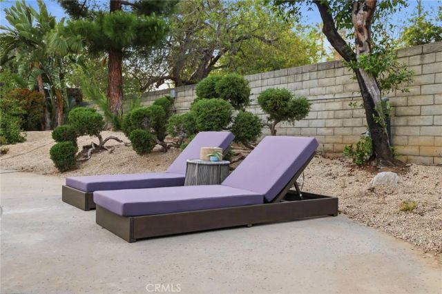 10345 Oso Avenue, Chatsworth, CA 91311