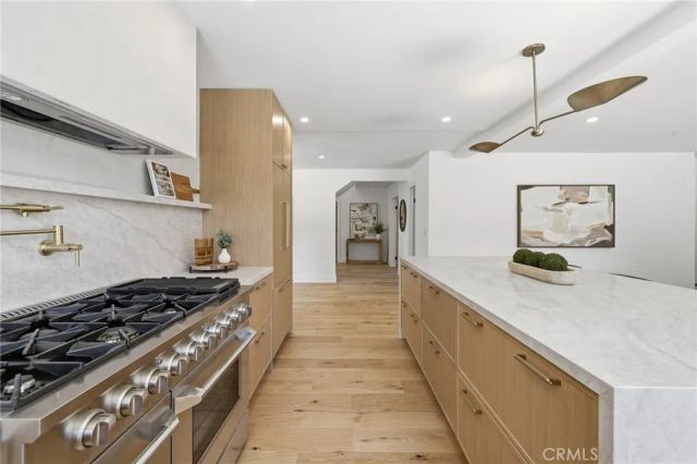 10345 Oso Avenue, Chatsworth, CA 91311