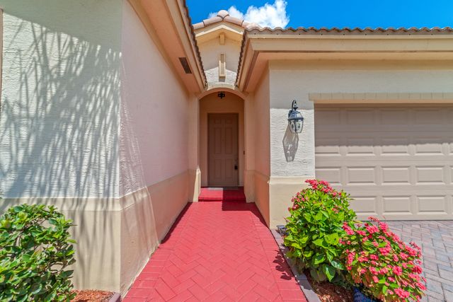 879 Bent Creek Drive, Fort Pierce, FL 34947