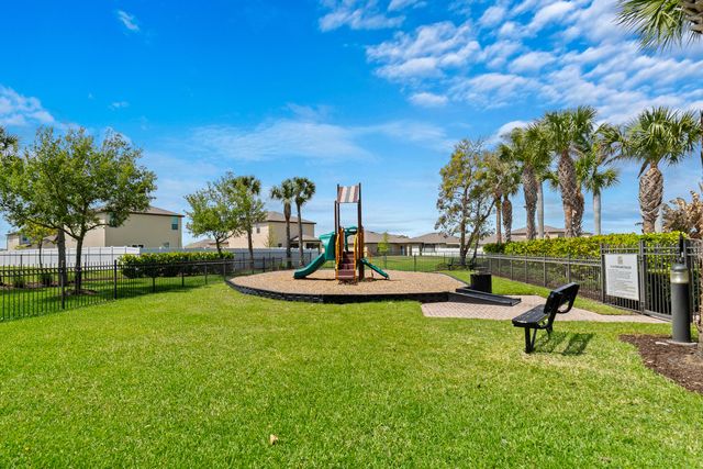 879 Bent Creek Drive, Fort Pierce, FL 34947