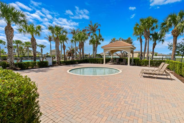 879 Bent Creek Drive, Fort Pierce, FL 34947