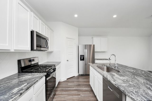 1115 Desert Willow Drive, Rosharon, TX 77583