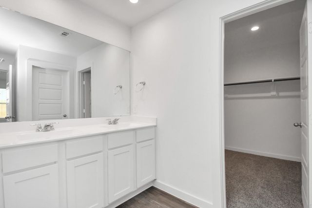 1115 Desert Willow Drive, Rosharon, TX 77583
