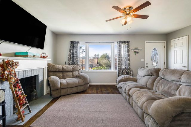 812 FLORENCE AVE, Waynesboro, VA 22980