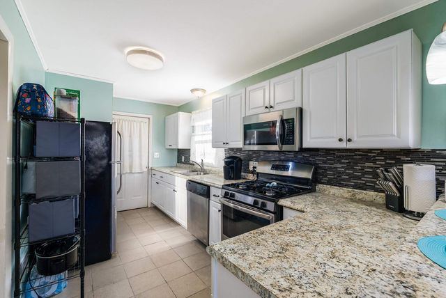 812 FLORENCE AVE, Waynesboro, VA 22980