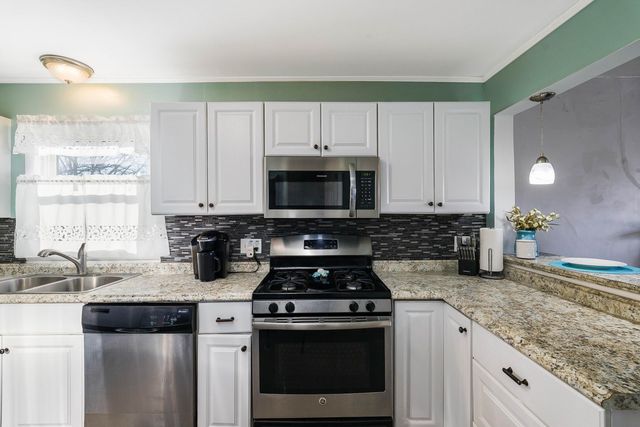 812 FLORENCE AVE, Waynesboro, VA 22980