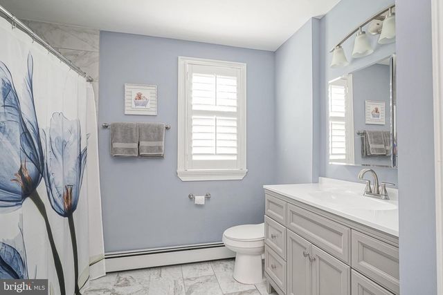 356 DEMOCRAT RD, Gibbstown, NJ 08027