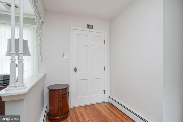 356 DEMOCRAT RD, Gibbstown, NJ 08027