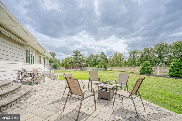 356 DEMOCRAT RD, Gibbstown, NJ 08027