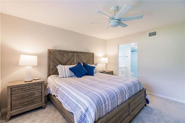 3032 Sandpiper Bay CIR G102, Naples, FL 34112