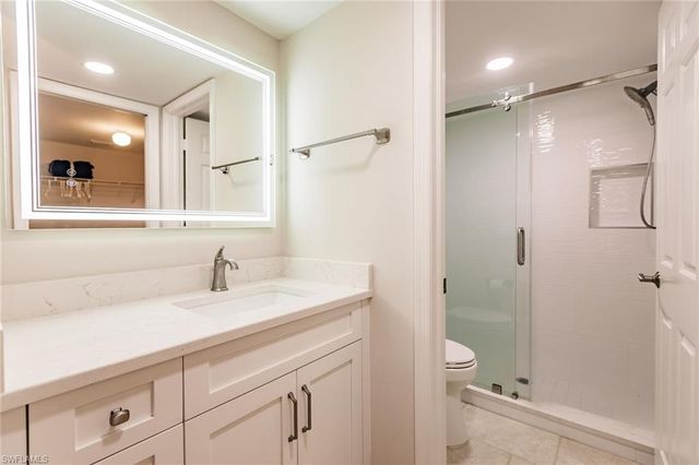 3032 Sandpiper Bay CIR G102, Naples, FL 34112