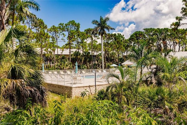 3032 Sandpiper Bay CIR G102, Naples, FL 34112