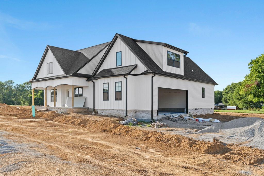 102 Stonegate Drive, Danville, KY 40422