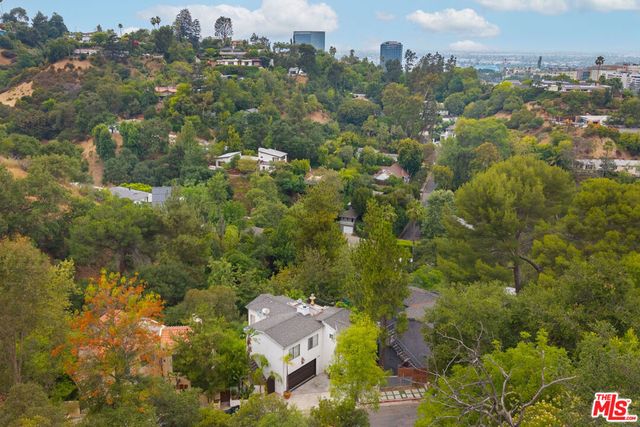 3030 Passmore Drive, Los Angeles, CA 90068