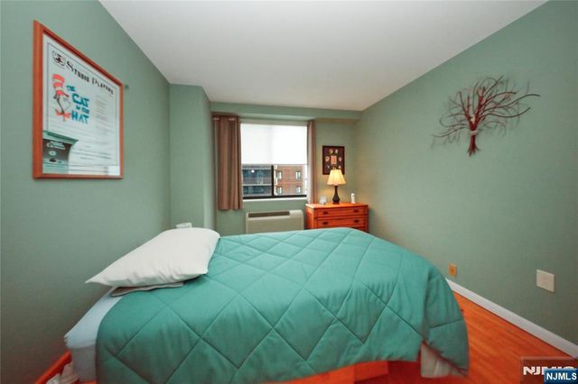 151 Prospect Avenue 16D, Hackensack, NJ 07601