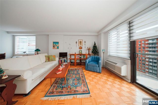 151 Prospect Avenue 16D, Hackensack, NJ 07601