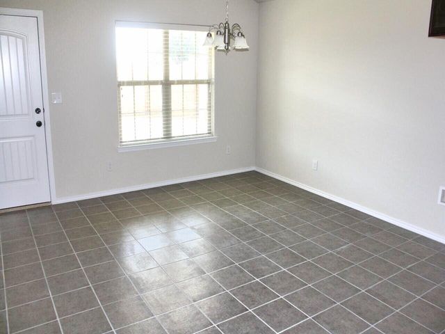 9802 Sherman Avenue, Lubbock, TX 79423