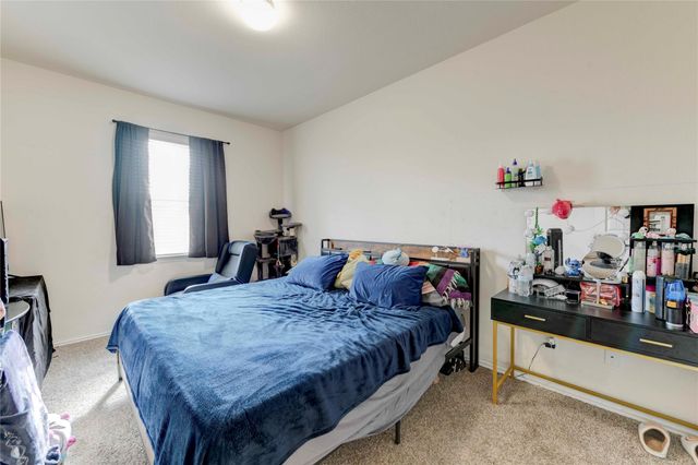 225 Shale CIR, Buda, TX 78610