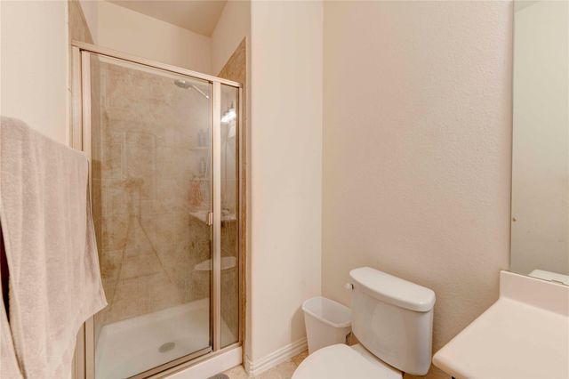225 Shale CIR, Buda, TX 78610