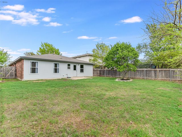 402 Washington Square DR, Leander, TX 78641
