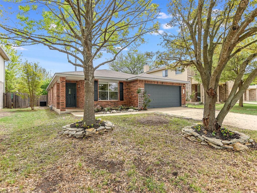 402 Washington Square DR, Leander, TX 78641