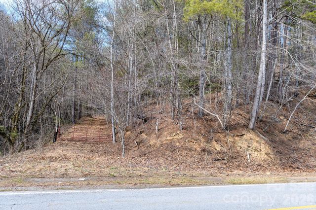 000 Narrow Gauge Drive 23, Collettsville, NC 28611