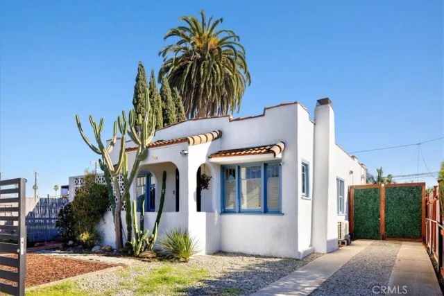 744 Flower Avenue, Venice, CA 90291