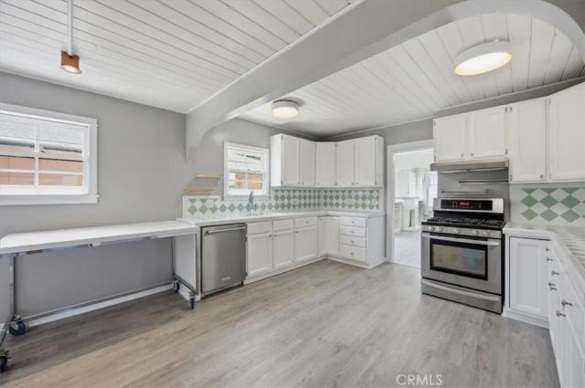 744 Flower Avenue, Venice, CA 90291